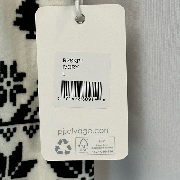 PJ Salvage Elastic Waist Draw String Snowflake Ski Print Long Lounge Sleep Pants - Picture 5 of 9